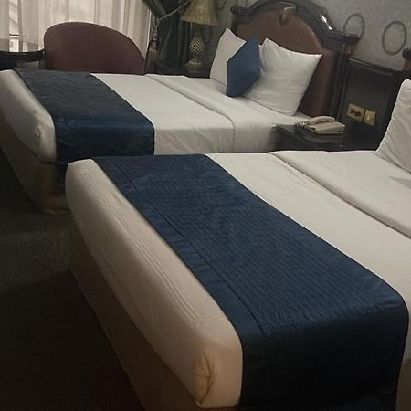 Sun & Sands Hotel Llc Dubaï Extérieur photo