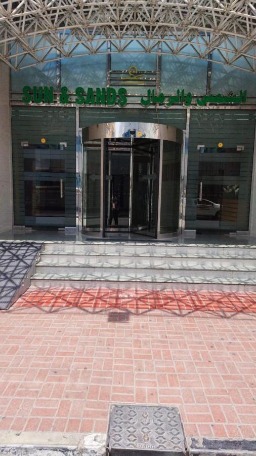 Sun & Sands Hotel Llc Dubaï Extérieur photo
