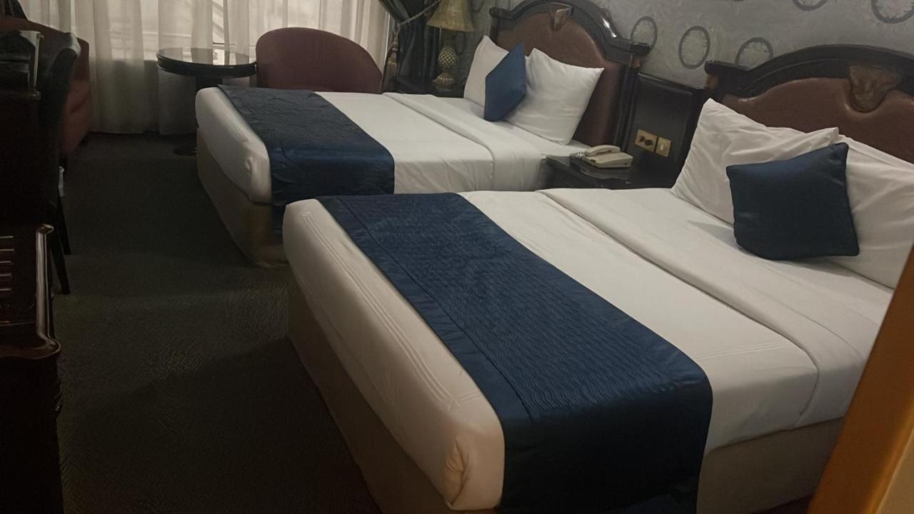Sun & Sands Hotel Llc Dubaï Extérieur photo